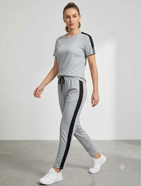 WMN'S_GREY_SINGAL_SIDE_STRIP_TRACKSUIT