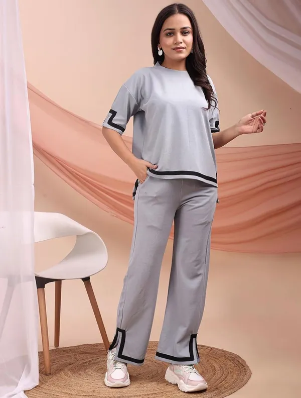 01_WMN'S_GREY_CORD_SET