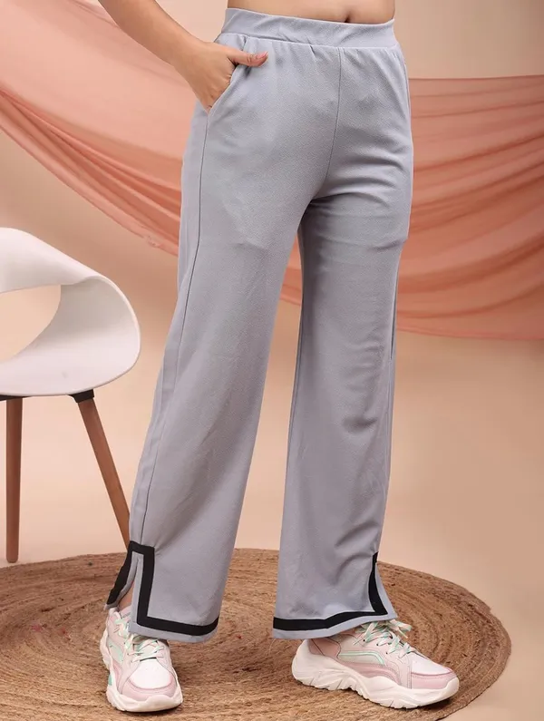 01_WMN'S_GREY_CORD_SET