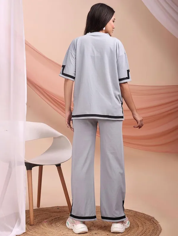 01_WMN'S_GREY_CORD_SET