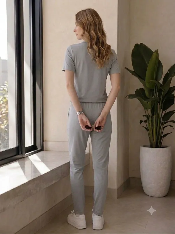 WMN'S_GREY_CROSS_LINE_TRACKSUIT