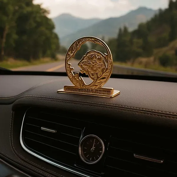 Lion_Dashboard_Showpiece