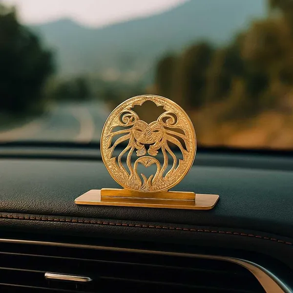 Lion_Dashboard_Showpiece