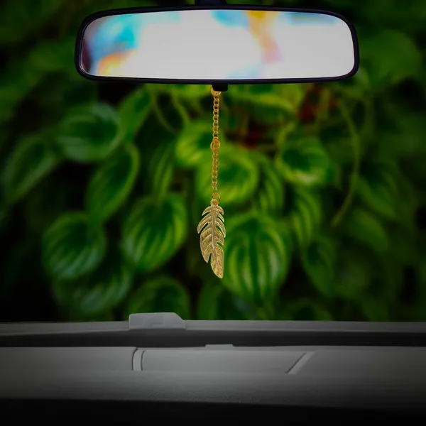 Feather_Leaf_Car_Hanger