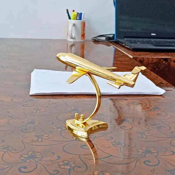 Airplane_Model_Desk_Decor