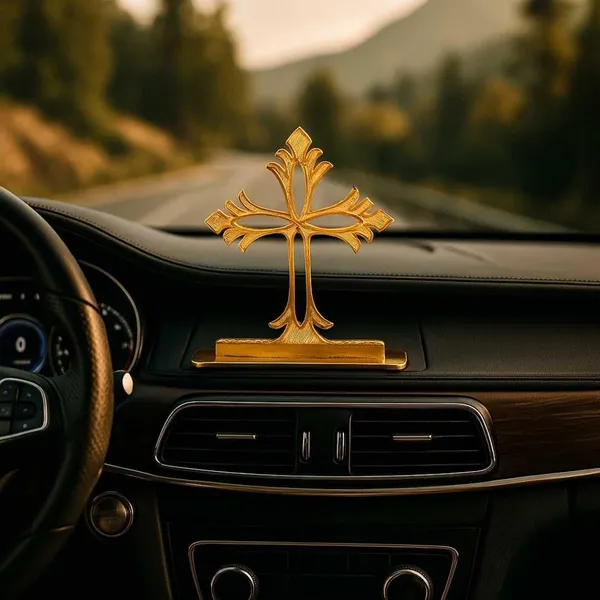 Brass_Cross_Dashboard_Figurine_Br
