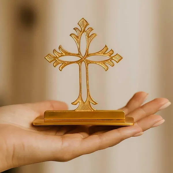 Brass_Cross_Dashboard_Figurine_Br