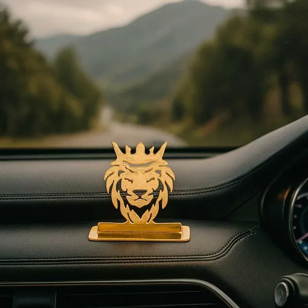 Lion_Car_Dashboard_Ornament