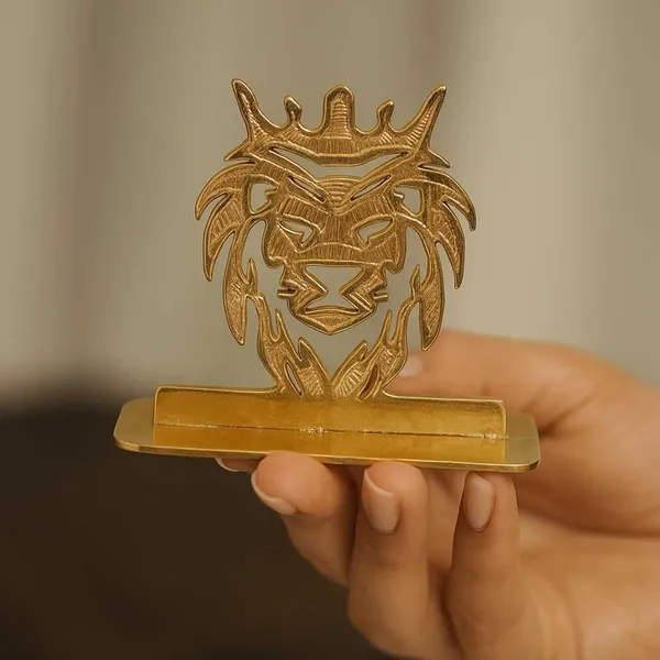 Lion_Car_Dashboard_Ornament