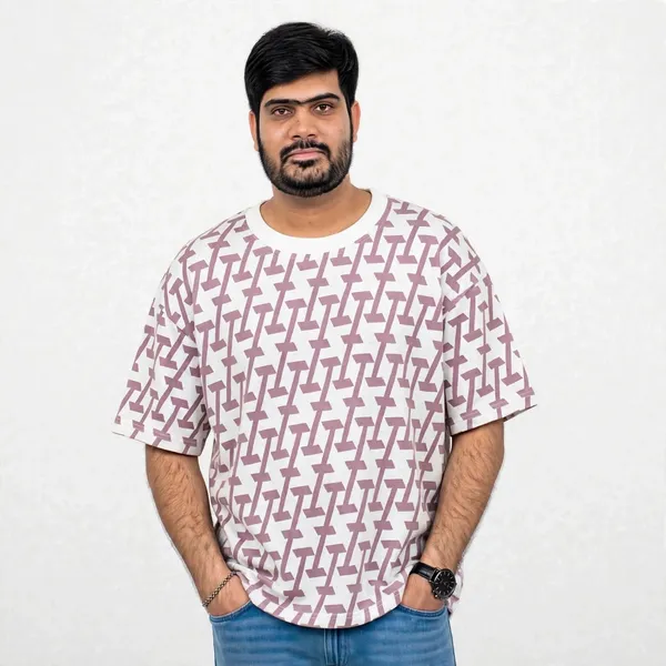 White_Geometric_Print_Crew_Neck_Oversized_T_Shirt_For_Men