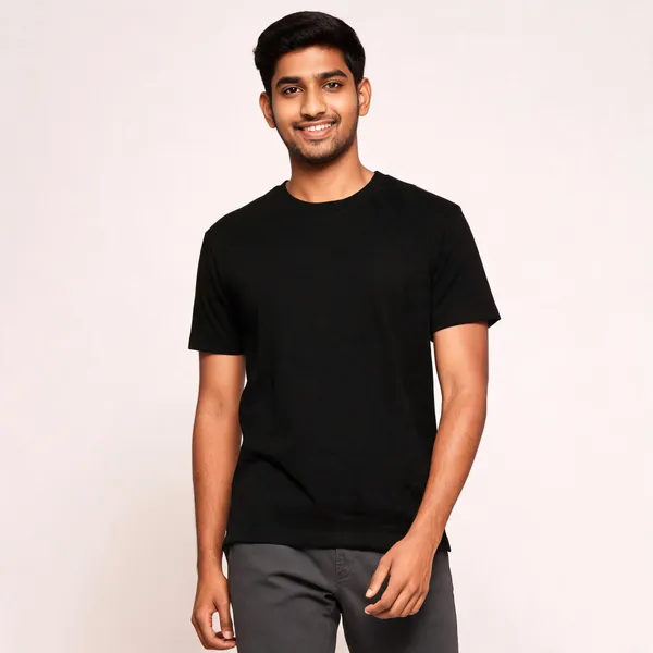 Black_Crew_Neck_T_Shirt_For_Men