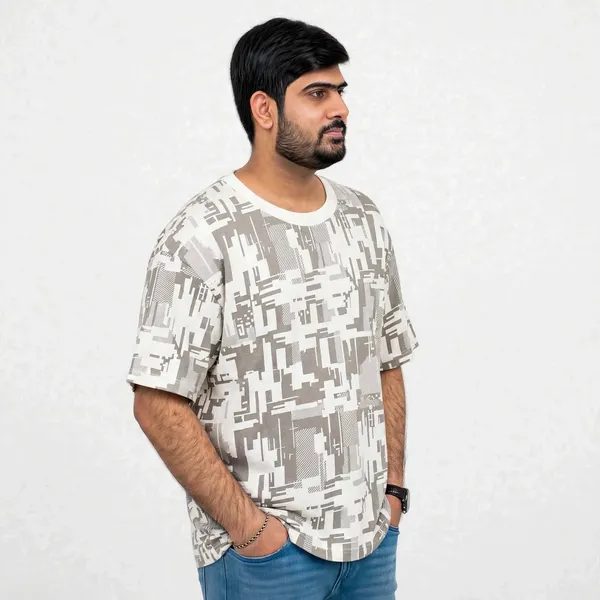 White_Abstract_Print_Crew_Neck_Oversized_T_Shirt_For_Men