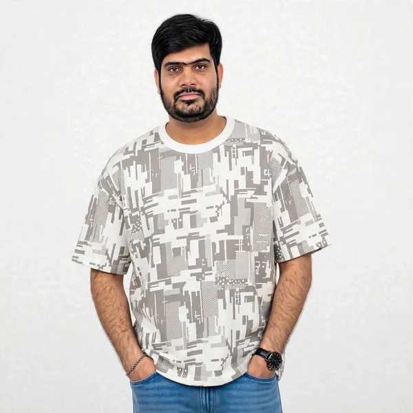 White_Abstract_Print_Crew_Neck_Oversized_T_Shirt_For_Men