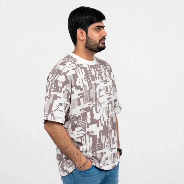 White_Geometric_Print_Crew_Neck_Oversized_T_Shirt_For_Men