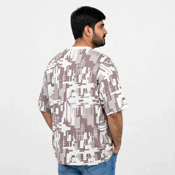 White_Geometric_Print_Crew_Neck_Oversized_T_Shirt_For_Men