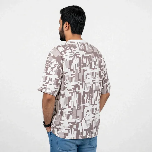 White_Geometric_Print_Crew_Neck_Oversized_T_Shirt_For_Men