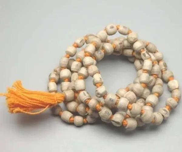 Natural_Tulsi_Wood_Beads_Prayer_Mala_For_Men_And_Women