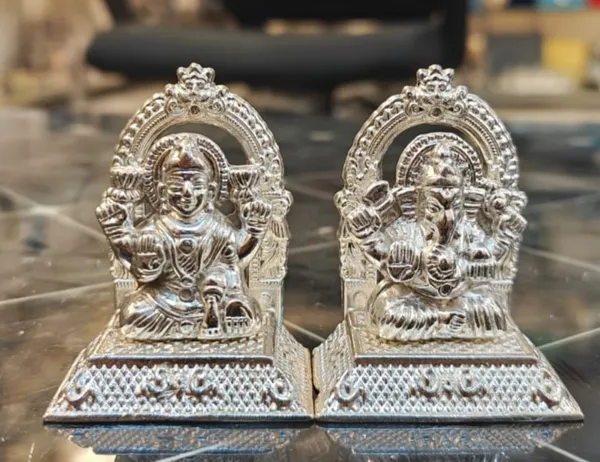 Silver_Coated_Metal_Lakshmi_Ganesha_Idol_Pair_3.5"