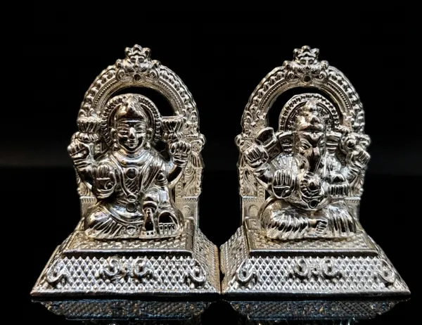 Silver_Coated_Metal_Lakshmi_Ganesha_Idol_Pair_3.5"