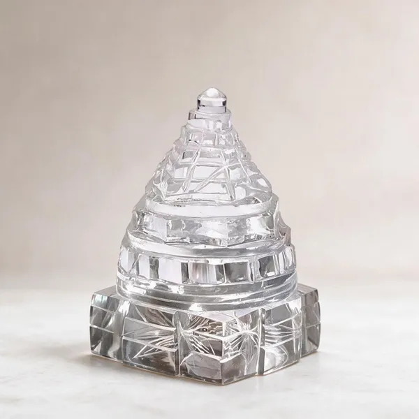 Transparent_Crystal_Quartz_Meru_Shree_Yantra_Idol