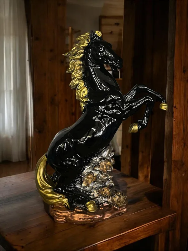 Black_Rearing_Horse_Decorative_Showpiece_Figurine