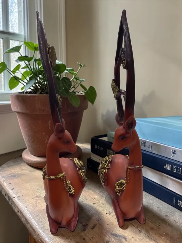 Rustic_Floral_Deer_Figurine_Set