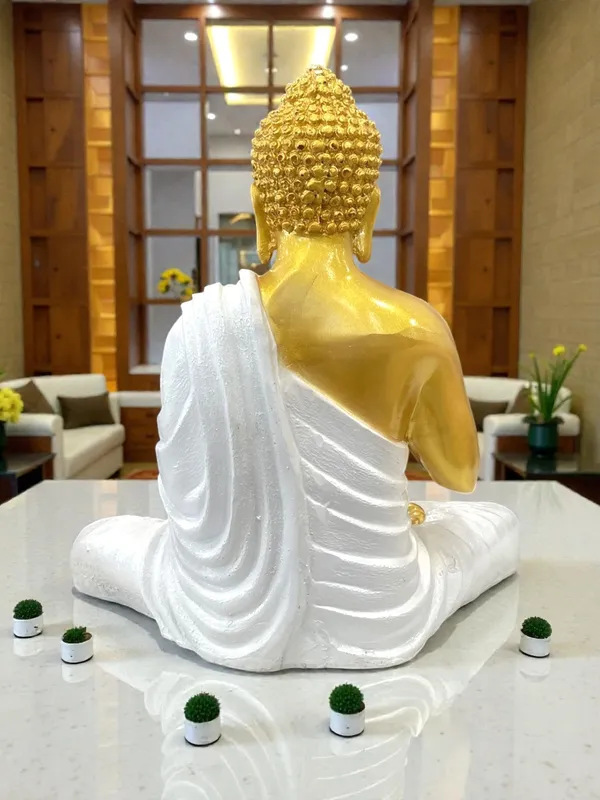 Meditating_Buddha_Gold_And_White_Finish_Statue