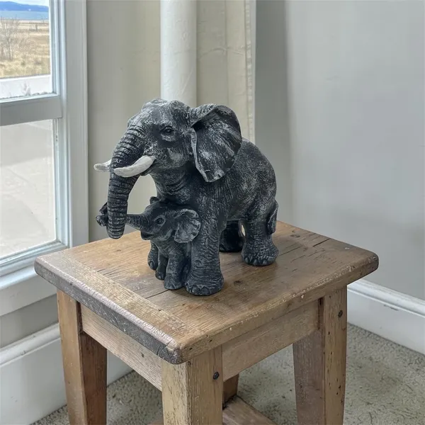 Black_Elephant_Family_Decorative_Figurine