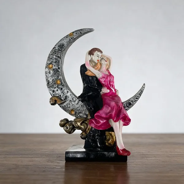 Crescent_Moon_Couple_Decorative_Figurine