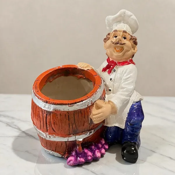 Chef_Figurine_With_Barrel_Decorative_Showpiece