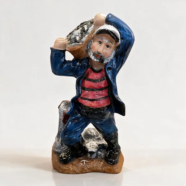 Multicolour_Worker_Carrying_Sack_Decorative_Figurine