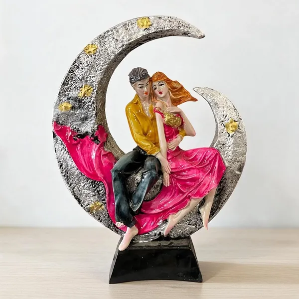 Contemporary_Couple_Crescent_Moon_Decorative_Showpiece