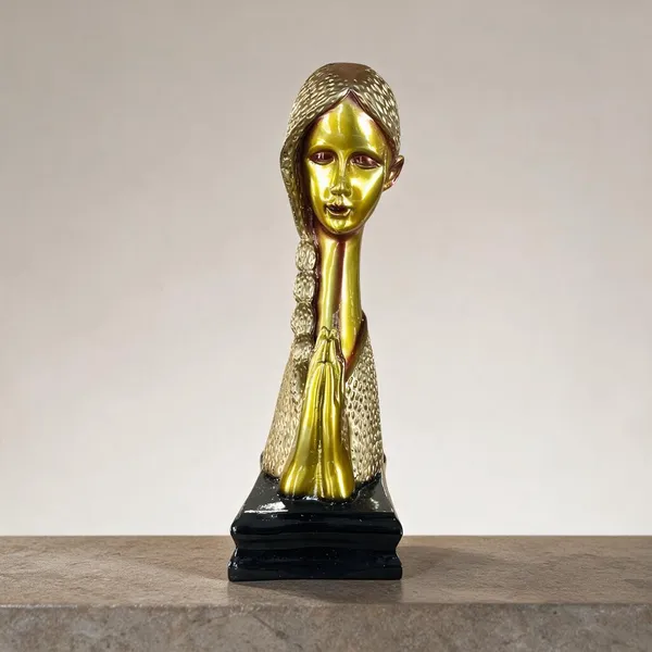 Gold_And_Black_Abstract_Woman_Figurine
