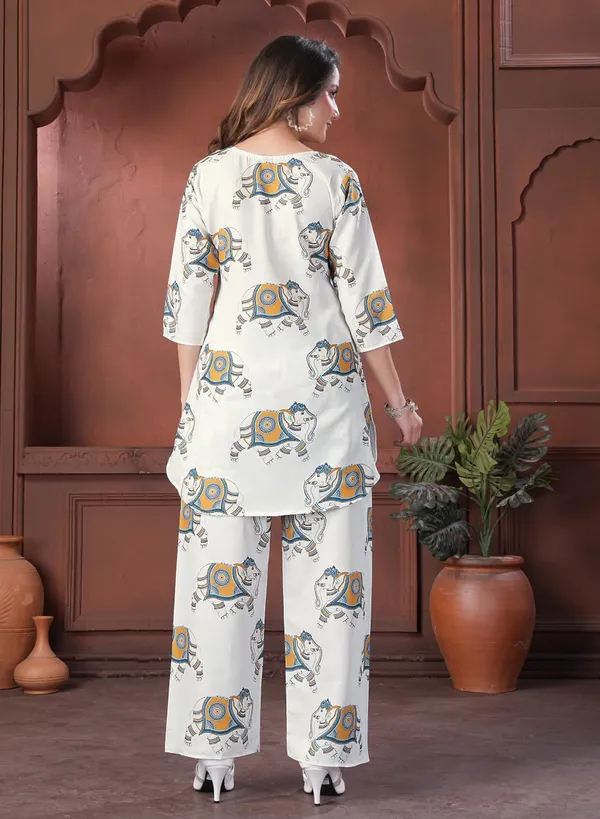 White_Printed_Kurta_Pant_Set_For_Women