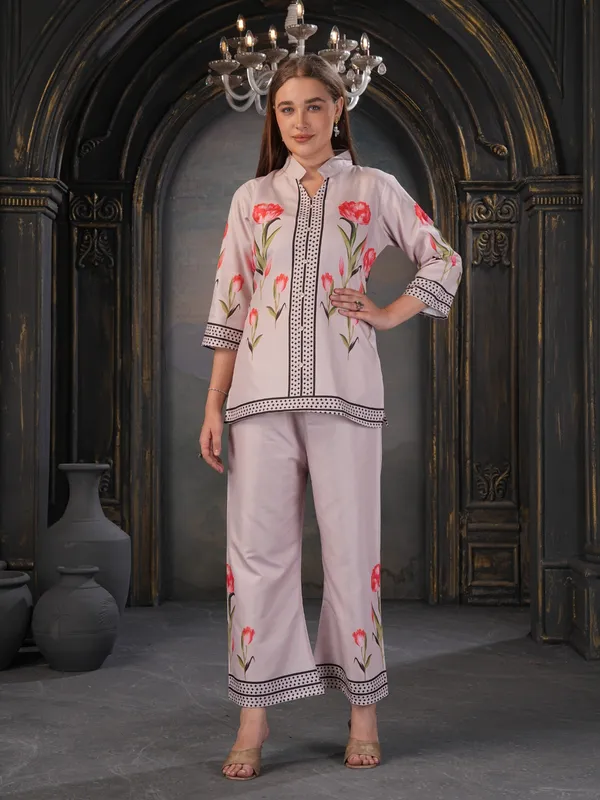 Pink_Floral_Print_Kurta_Set_For_Women