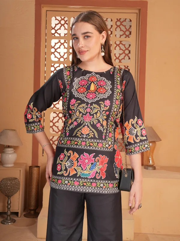 Black_Printed_Kurta_Palazzo_Set_For_Women