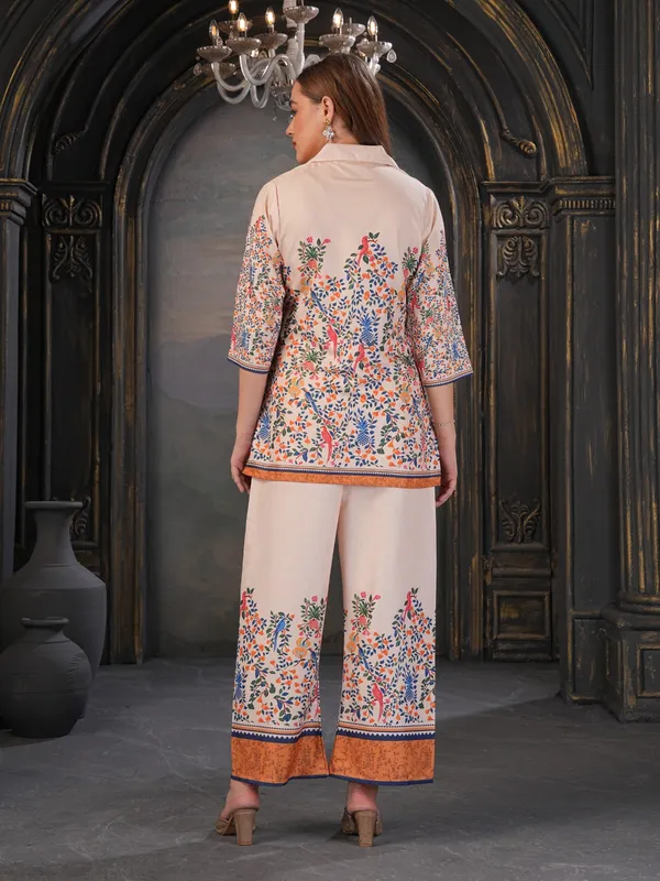 Peach_Floral_Print_Kurta_Set_For_Women