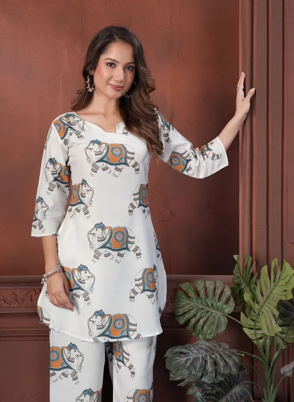 White_Printed_Kurta_Pant_Set_For_Women