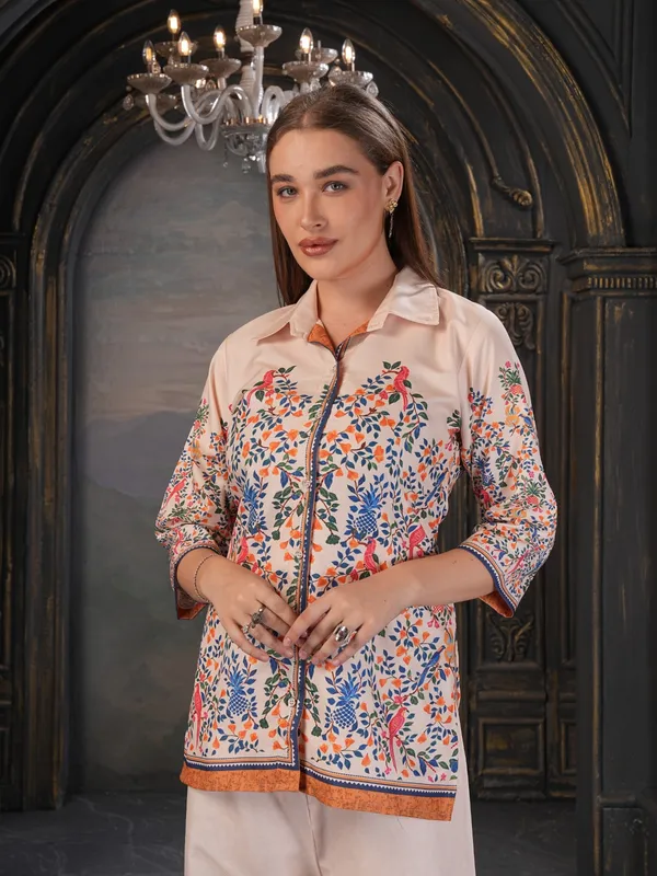 Peach_Floral_Print_Kurta_Set_For_Women