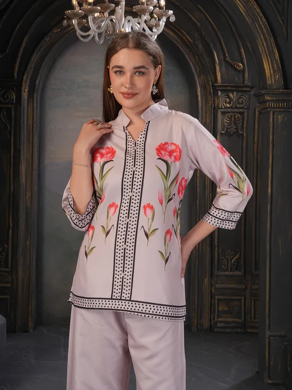 Pink_Floral_Print_Kurta_Set_For_Women