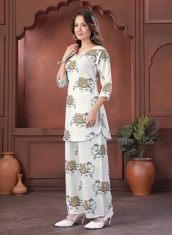 White_Printed_Kurta_Pant_Set_For_Women