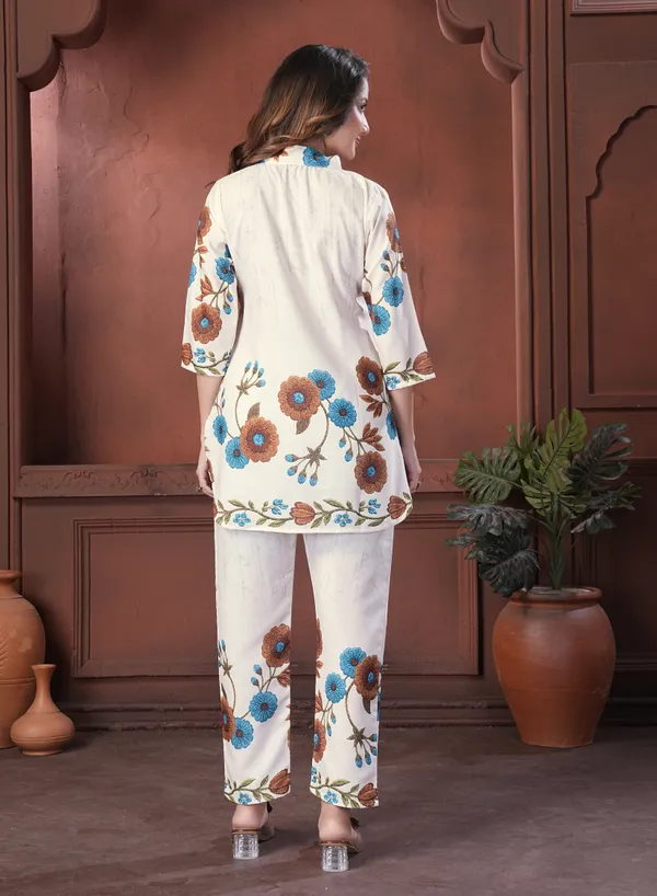Cream_Floral_Straight_Kurta_Pant_Set_For_Women