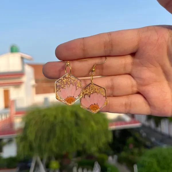 Pink_Daisy_Hexagon_Resin_Earrings_Customizable_Jewelry_Gift_For_Her_Default_Title