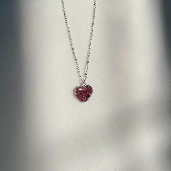 Minimal_Rose_Pendant_Real_Rose_Resin_Necklace_Handmade_Floral_Jewelry_With_Anti_Tarnish_Chain_Default_Title