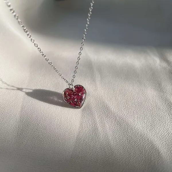 Minimal_Rose_Pendant_Real_Rose_Resin_Necklace_Handmade_Floral_Jewelry_With_Anti_Tarnish_Chain_Default_Title