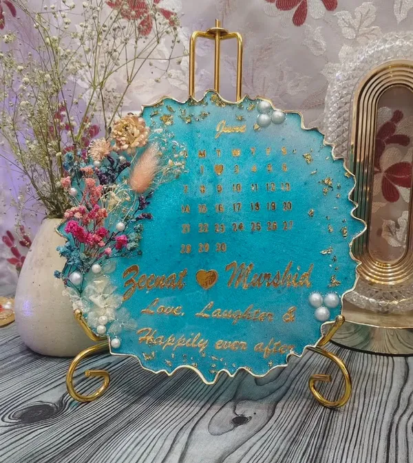 Personalized_8_Inch_Resin_Wedding_Plate_With_Stand_Preserve_Your_Flowers_Forever_Custom_Nikah_Couple_Name_Keepsake_Default_Title