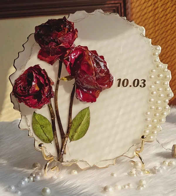 Personalized_8_Inch_Resin_Wedding_Plate_With_Stand_Preserve_Your_Flowers_Forever_Custom_Nikah_Couple_Name_Keepsake_Default_Title