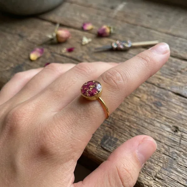 Real_Rose_Adjustable_Stainless_Steel_Round_Ring_Customizable