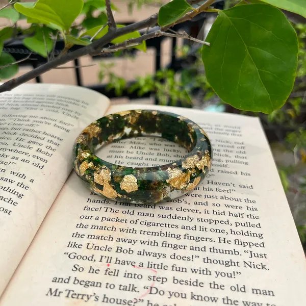 Handmade_Real_Rose_Thick_Kada_Single_100_Preserved_Flower_Bracelet_For_Women_Custom_Resin_Jewellery_Gift_Green_Flower