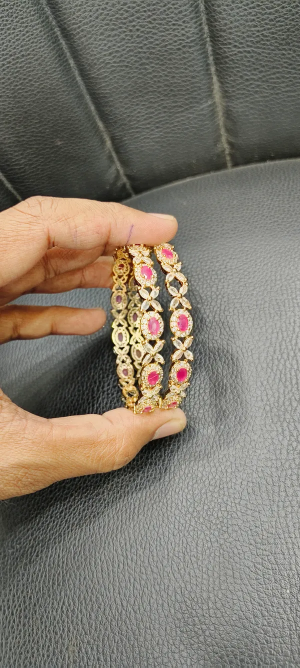 Gold_Tone_Pink_Stone_Embellished_Bangle_Set_for_Women